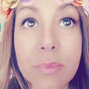 Meet your Posher, Cheri